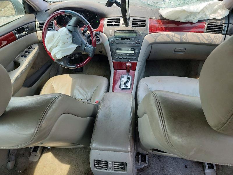 Photo 8 from auction – 2003 LEXUS ES with VIN JTHBF30GX30141456