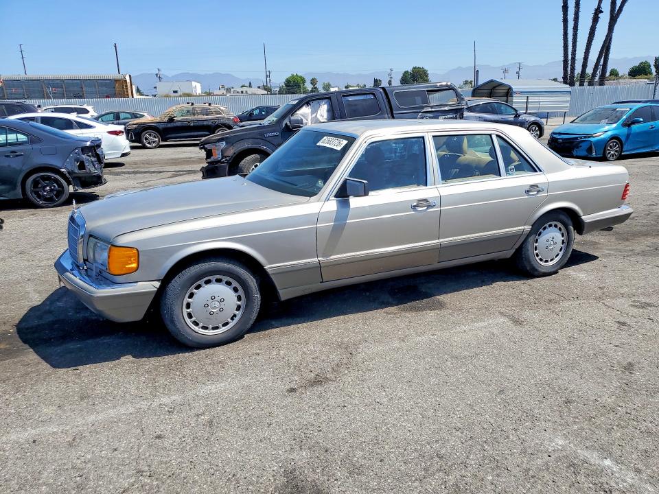 1988 MERCEDES-BENZ 560