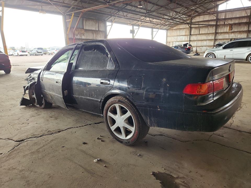 Photo 2 from auction – 2001 TOYOTA CAMRY with VIN 4T1BG22K41U042823