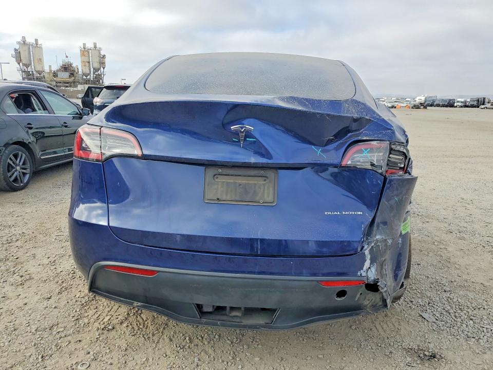 Photo 6 from auction – 2023 TESLA MODEL Y with VIN 7SAYGDEE5PA104747