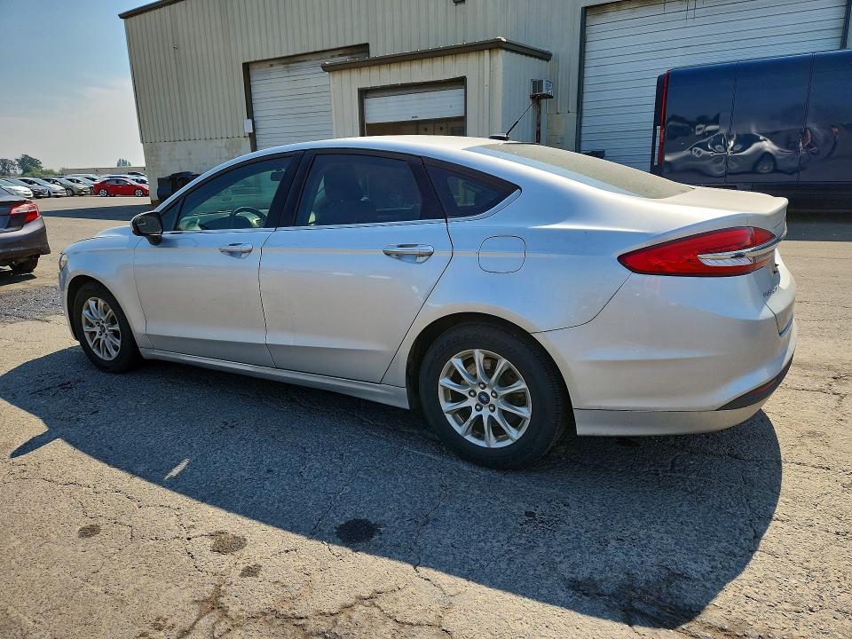 Photo 2 from auction – 2017 FORD FUSION with VIN 3FA6P0G78HR276839