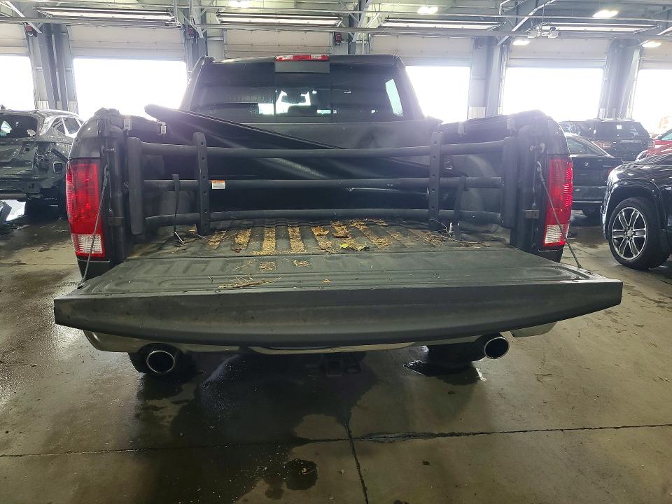 Photo 6 from auction – 2018 RAM 1500 with VIN 3C6RR7LTXJG135812
