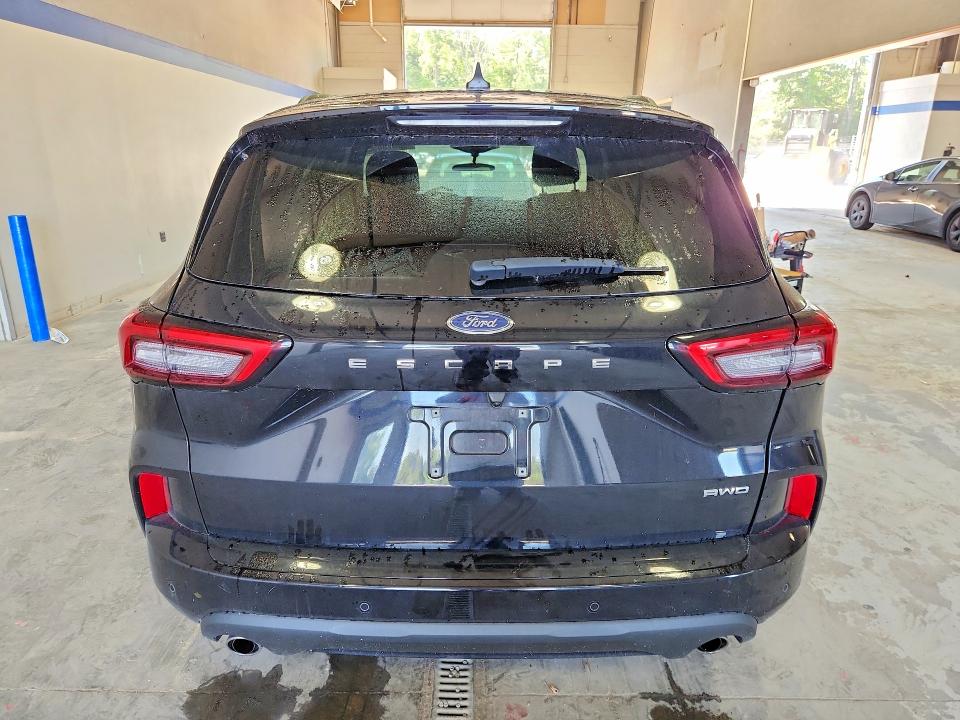 Photo 6 from auction – 2023 FORD ESCAPE with VIN 1FMCU9MN0PUB39331