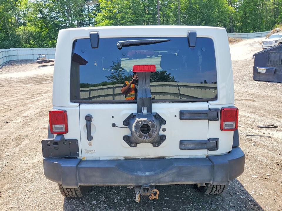 Photo 6 from auction – 2015 JEEP WRANGLER with VIN 1C4AJWAGXFL529916