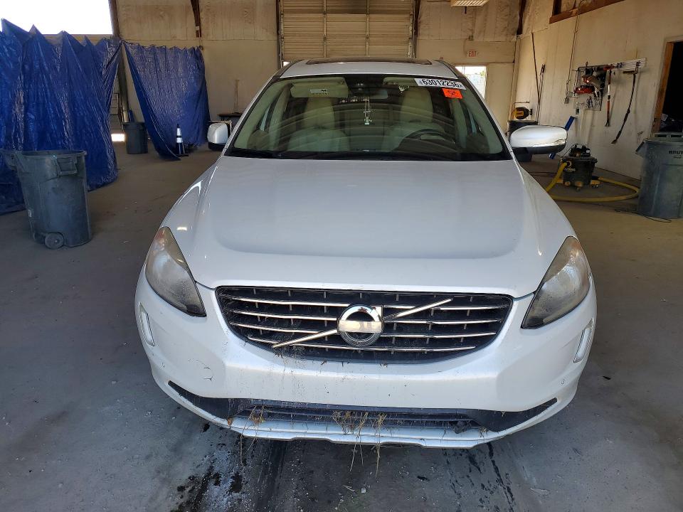 Photo 5 from auction – 2015 VOLVO XC60 with VIN YV4902RD3F2581965