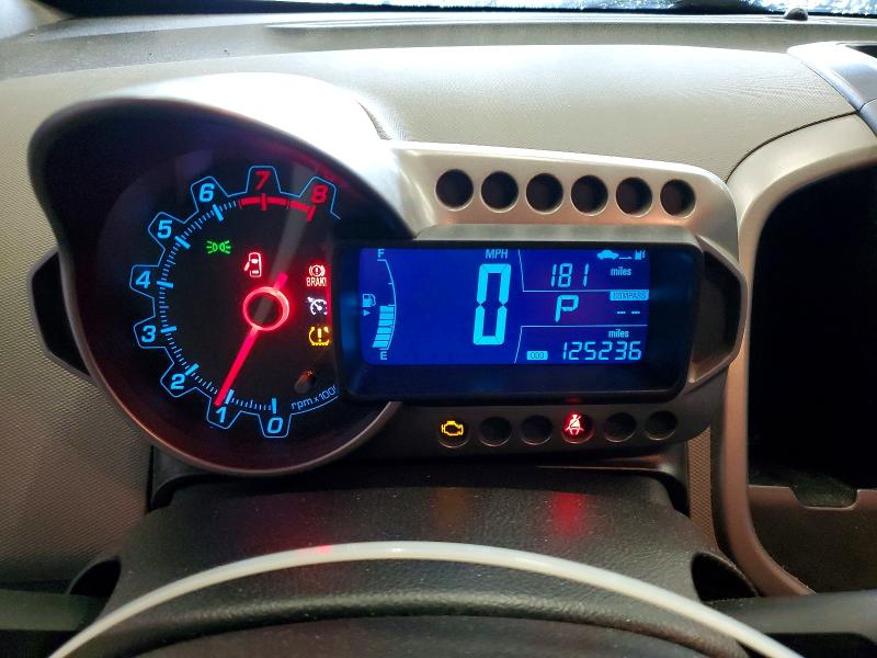Foto 9 de la subasta – 2015 CHEVROLET SONIC con VIN 1G1JC5SG3F4115463