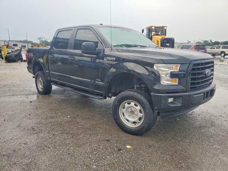 Photo 4 from auction – 2017 FORD F150 with VIN 1FTEW1CP1HFA41894