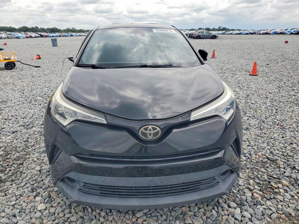 Photo 5 from auction – 2018 TOYOTA C-HR with VIN NMTKHMBX6JR036422