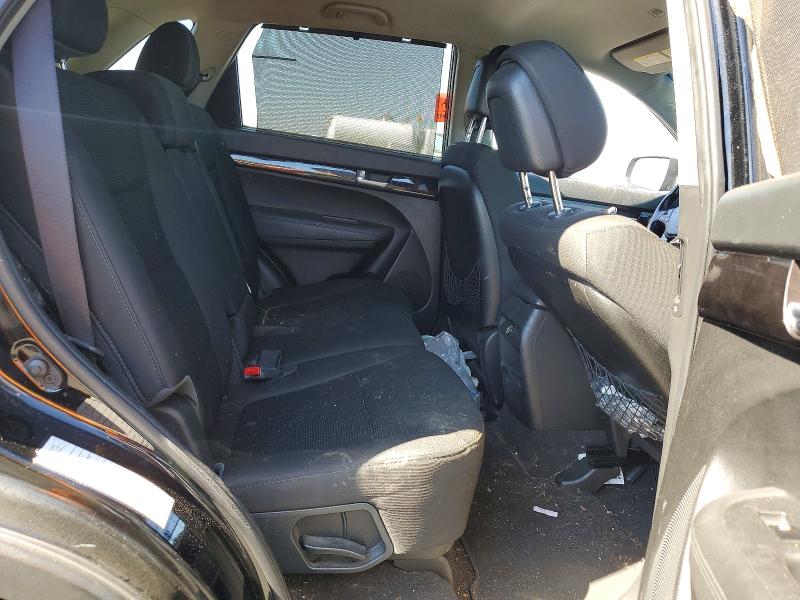 Photo 10 from auction – 2014 KIA SORENTO with VIN 5XYKTCA6XEG518610