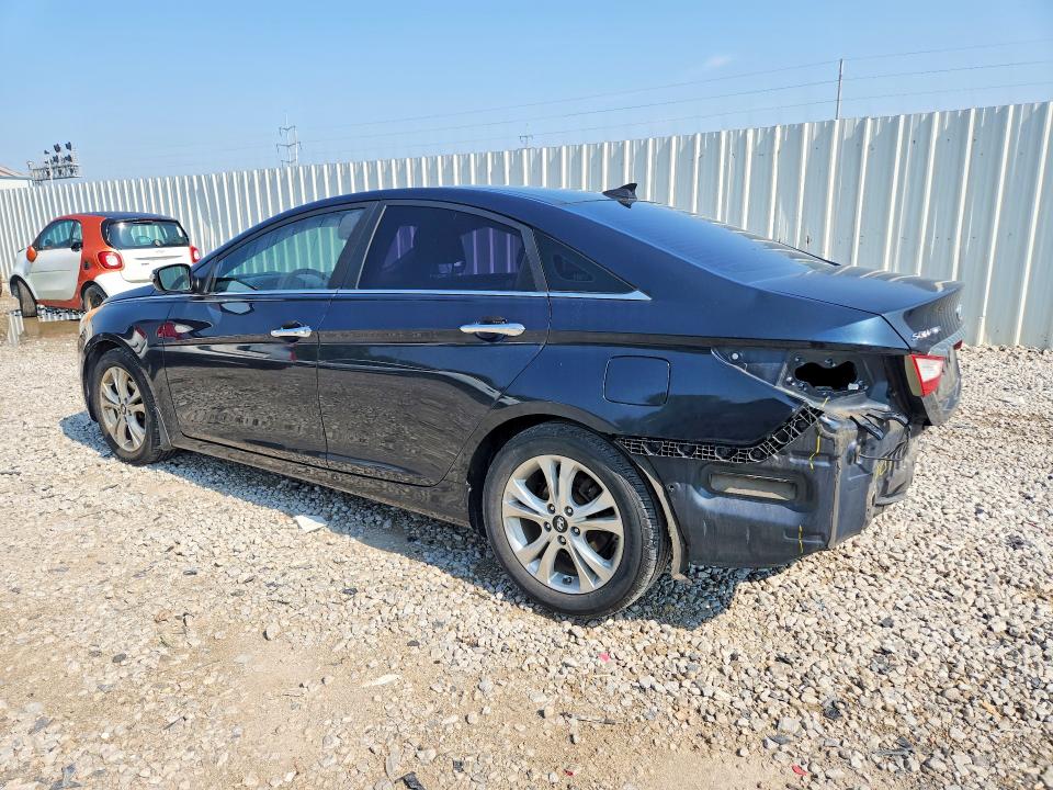 Photo 2 from auction – 2013 HYUNDAI SONATA with VIN 5NPEC4AC6DH572812