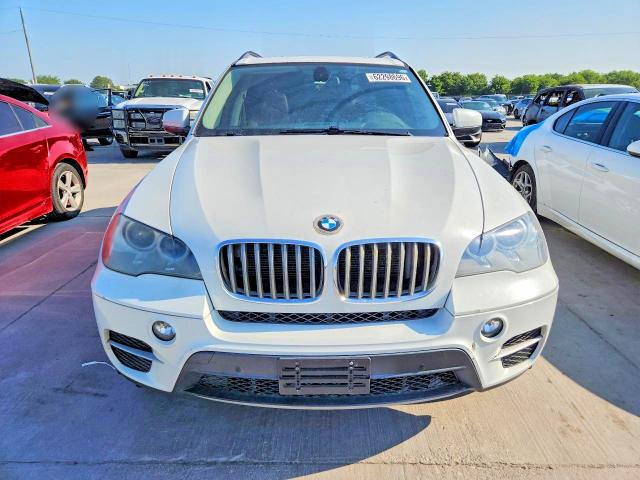 Photo 5 from auction – 2013 BMW X5 with VIN 5UXZV4C53D0E02545