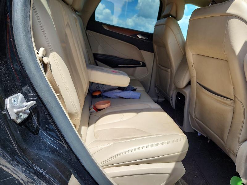 Zdjęcie 11 z aukcji – 2017 LINCOLN MKC z VIN 5LMCJ2C97HUL55454