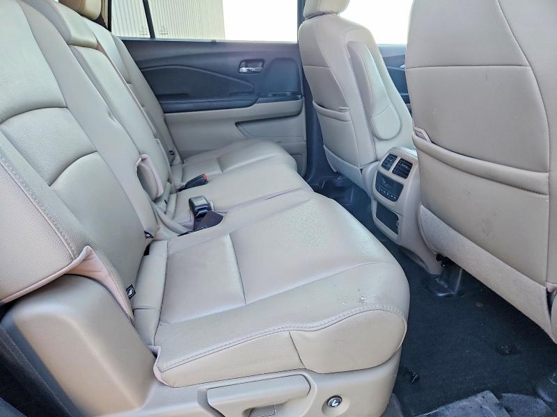 Photo 11 from auction – 2022 HONDA PILOT with VIN 5FNYF6H25NB009070
