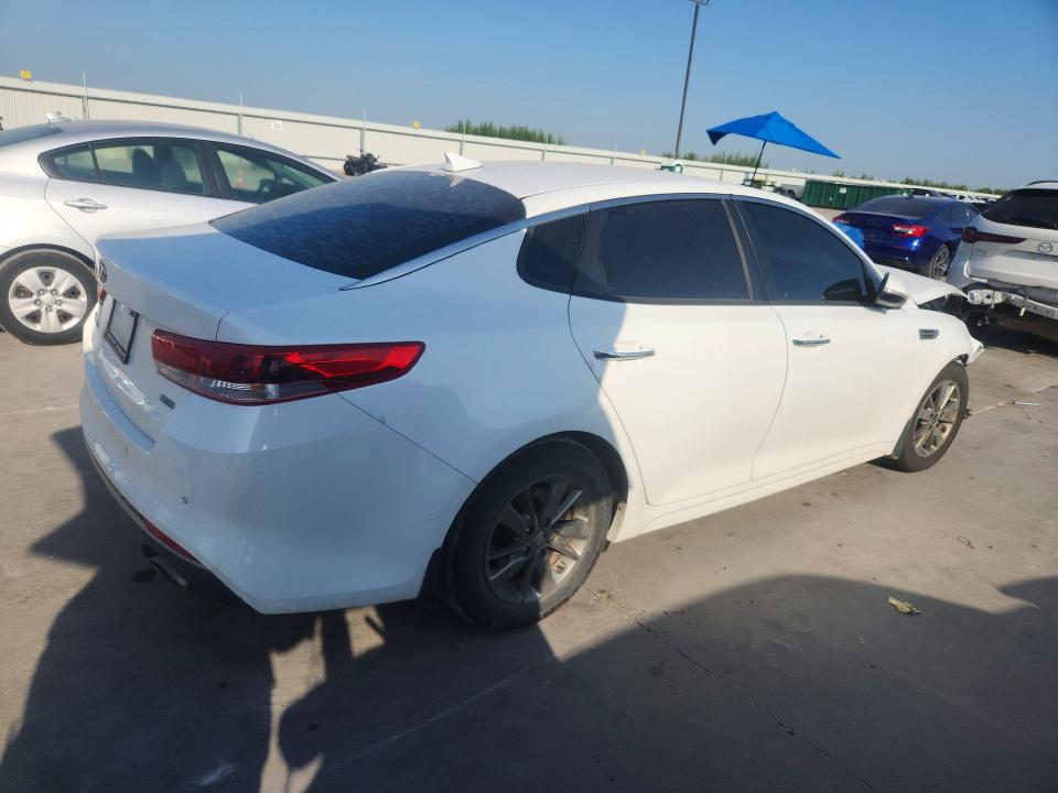 Photo 3 from auction – 2018 KIA OPTIMA with VIN 5XXGT4L1XJG240657