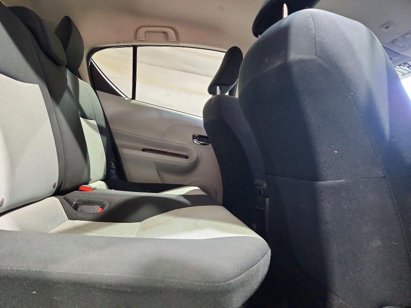 Photo 10 from auction – 2013 TOYOTA PRIUS C with VIN JTDKDTB33D1554039