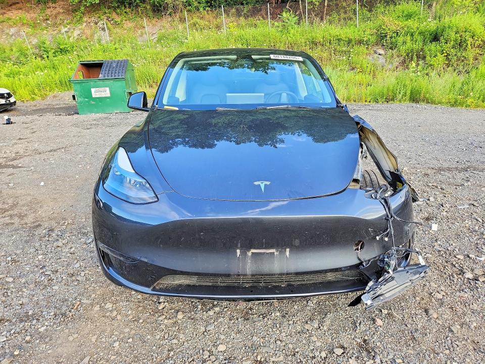Photo 5 from auction – 2024 TESLA MODEL Y with VIN 7SAYGDEE8RF988821