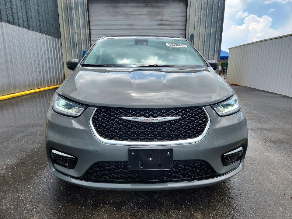Photo 5 from auction – 2023 CHRYSLER PACIFICA with VIN 2C4RC1L79PR541612