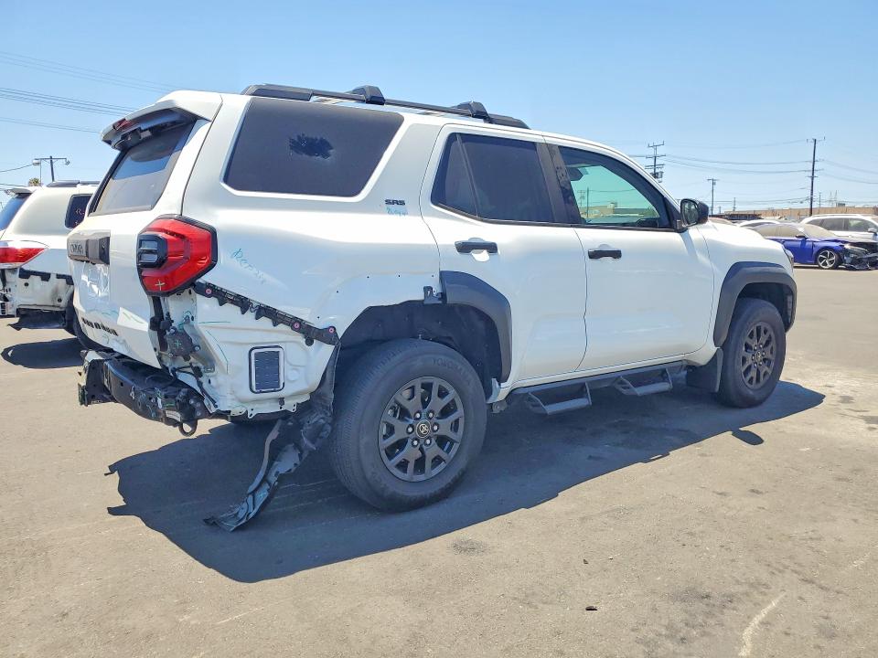 Photo 3 from auction – 2025 TOYOTA 4RUNNER with VIN JTEVA5BR8S5058810
