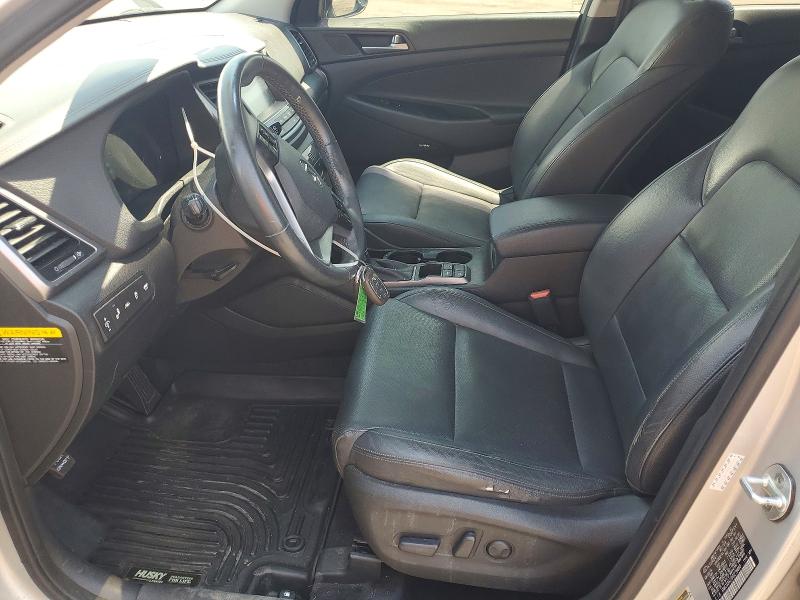 Photo 7 from auction – 2017 HYUNDAI TUCSON with VIN KM8J33A23HU276668