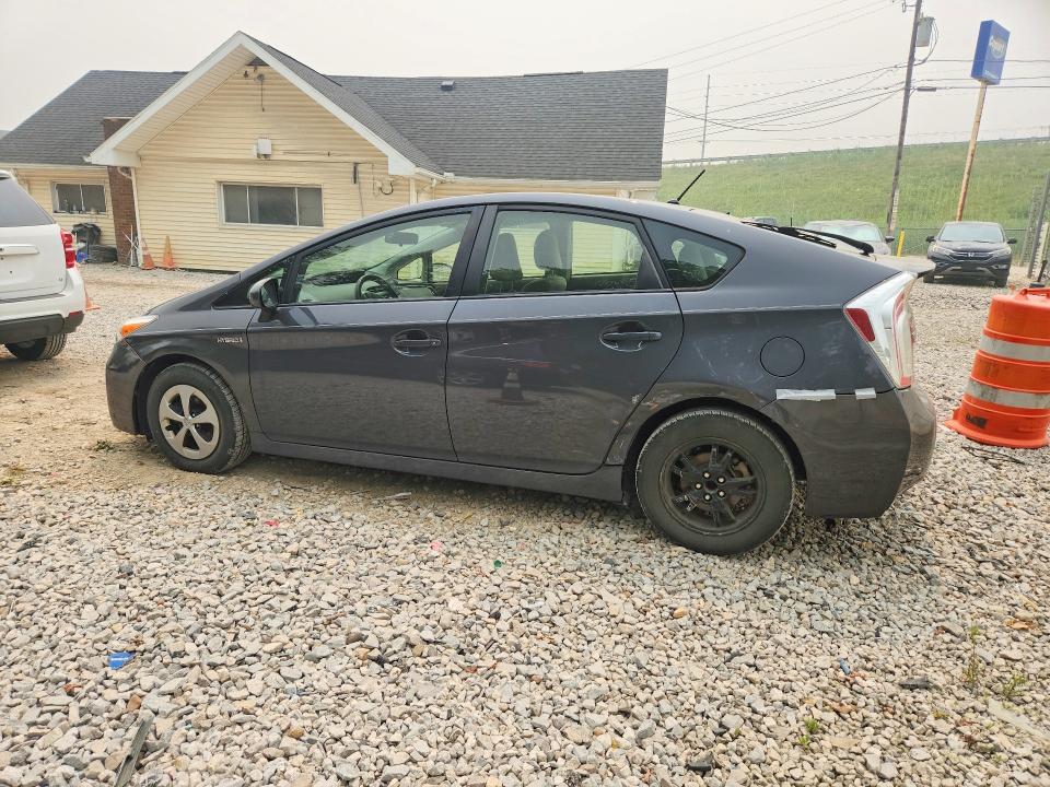 صورة رقم 2 من المزاد - 2012 TOYOTA PRIUS مع VIN JTDKN3DU4C5413264