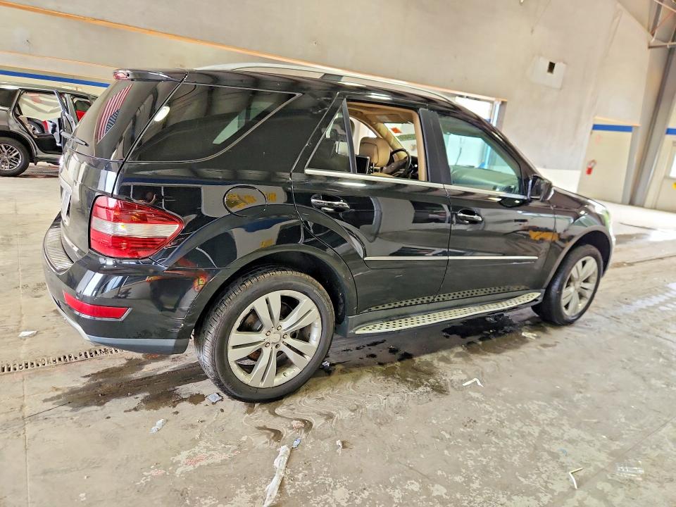 Photo 3 from auction – 2010 MERCEDES-BENZ ML with VIN 4JGBB5GB2AA566983