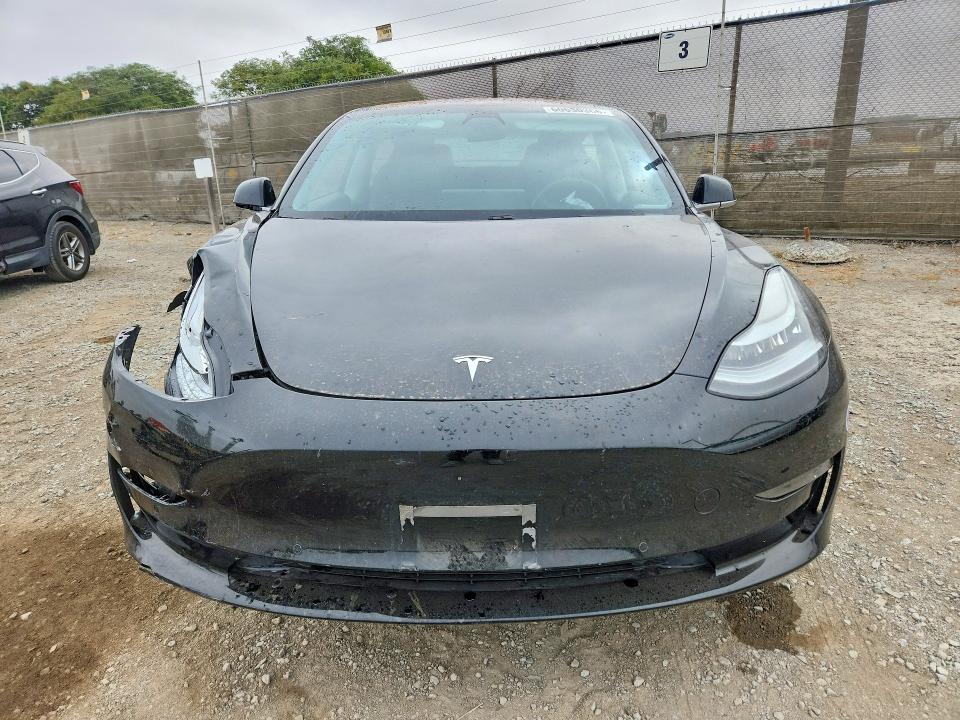 Photo 5 from auction – 2019 TESLA MODEL 3 with VIN 5YJ3E1EA9KF306138