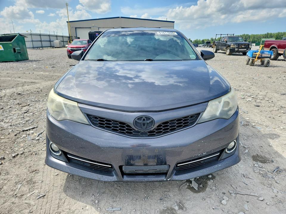 Photo 5 from auction – 2012 TOYOTA CAMRY with VIN 4T1BK1FK9CU013095