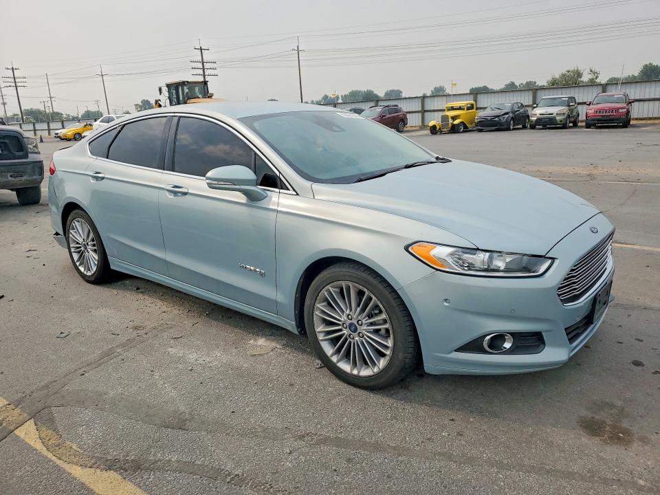 Photo 4 from auction – 2013 FORD FUSION with VIN 3FA6P0LU4DR184102
