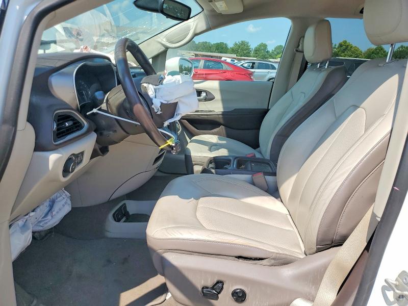 Photo 7 from auction – 2018 CHRYSLER PACIFICA with VIN 2C4RC1BG7JR172273