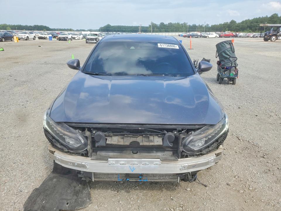 Photo 5 from auction – 2018 HONDA ACCORD with VIN 1HGCV2F36JA049390