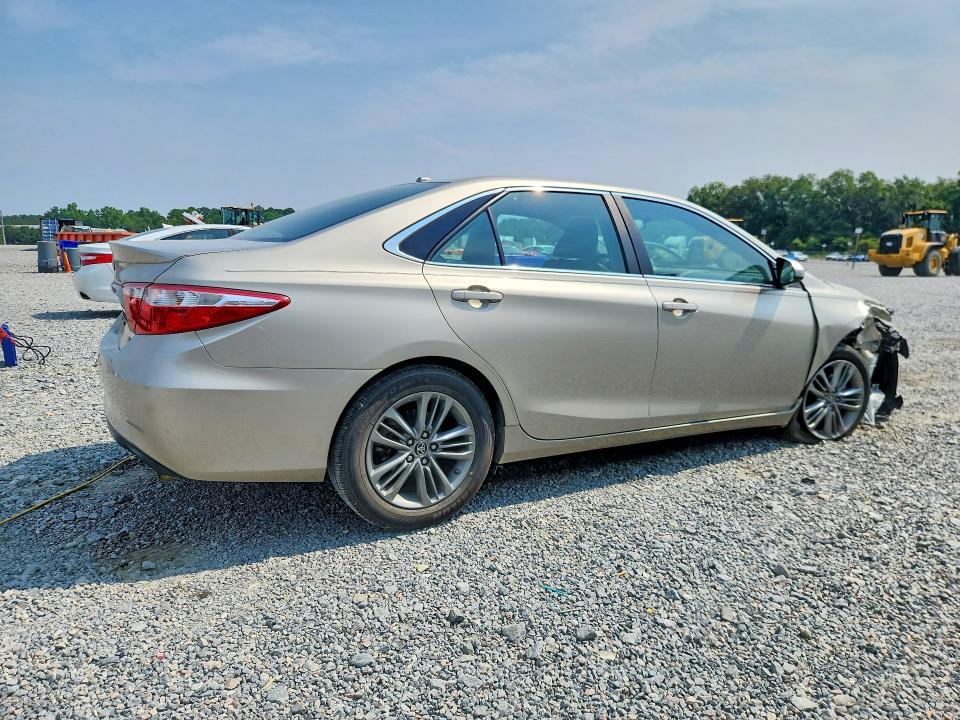 صورة رقم 3 من المزاد - 2015 TOYOTA CAMRY مع VIN 4T1BF1FK6FU910237
