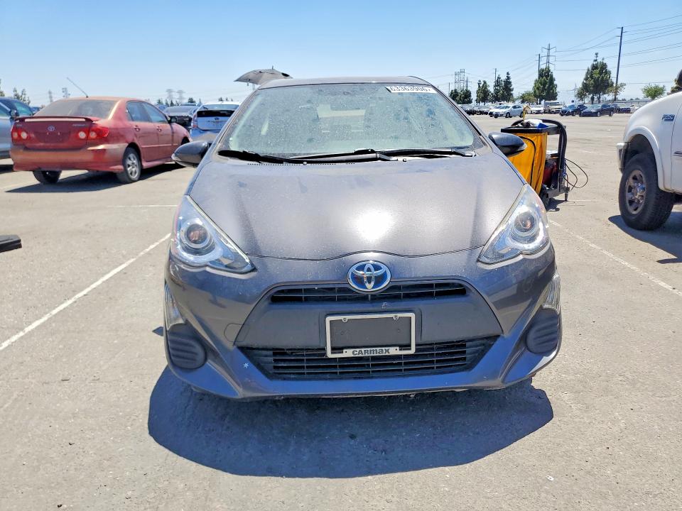 Photo 5 from auction – 2016 TOYOTA PRIUS C with VIN JTDKDTB32G1139931