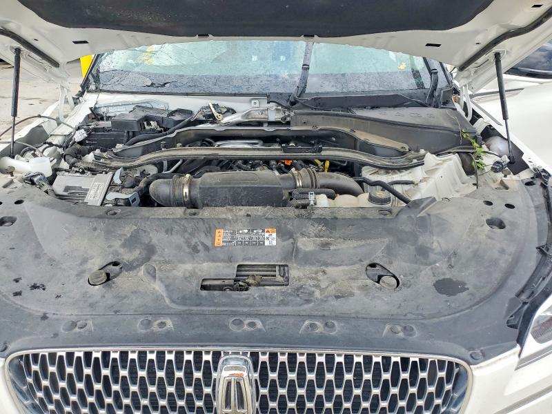 Photo 12 from auction – 2024 LINCOLN AVIATOR with VIN 5LM5J7XC1RGL08691