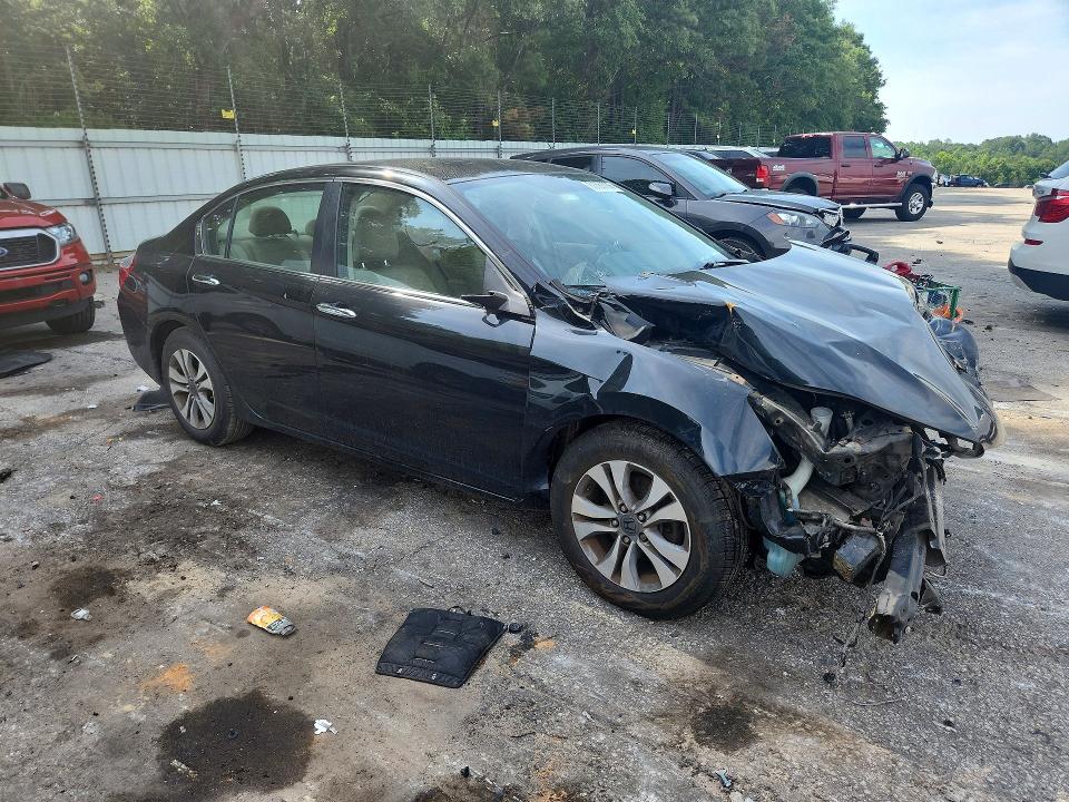 Photo 4 from auction – 2014 HONDA ACCORD with VIN 1HGCR2F38EA298963