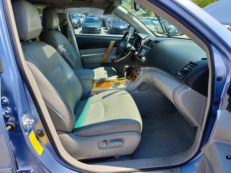 Photo 7 from auction – 2009 TOYOTA HIGHLANDER with VIN JTEEW44A792028518