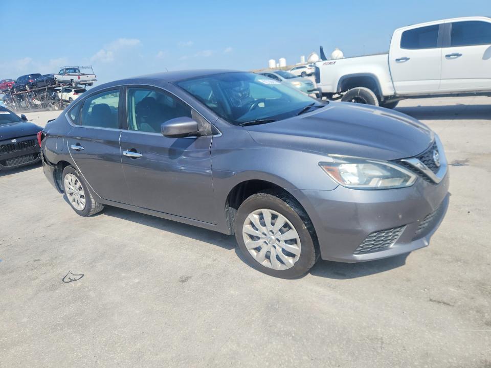 Photo 4 from auction – 2017 NISSAN SENTRA with VIN 3N1AB7AP3HY384444
