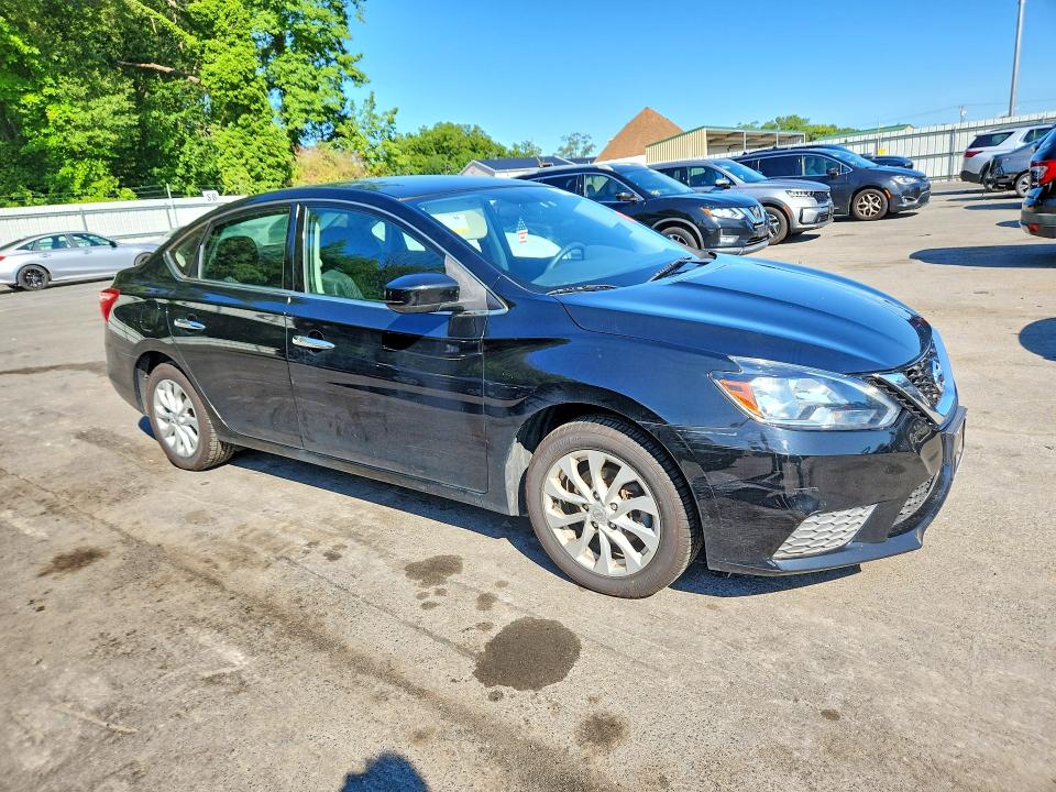 Photo 4 from auction – 2019 NISSAN SENTRA with VIN 3N1AB7AP7KY418487