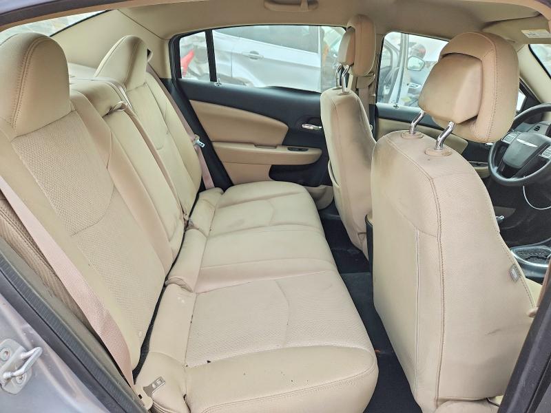 Photo 10 from auction – 2014 CHRYSLER 200 with VIN 1C3CCBAB0EN122128