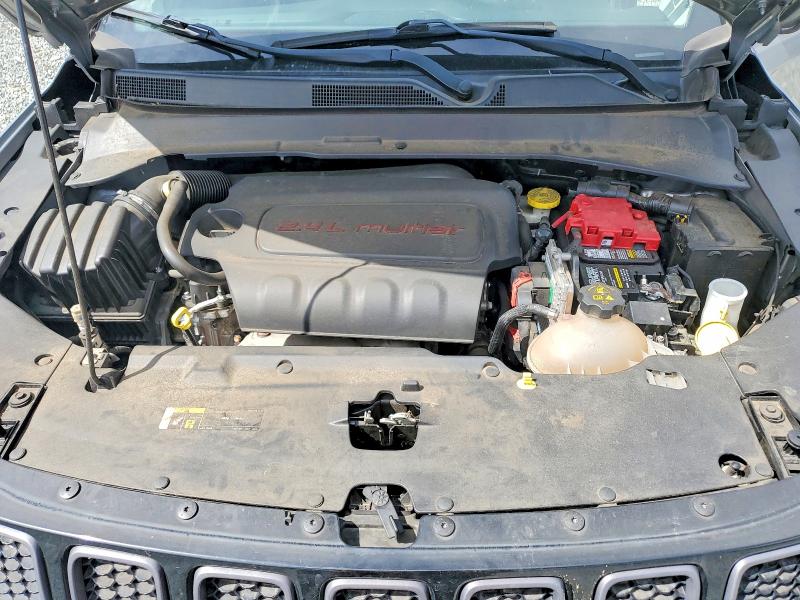 Photo 12 from auction – 2019 JEEP COMPASS with VIN 3C4NJDDB3KT747376