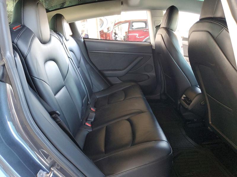 Photo 10 from auction – 2022 TESLA MODEL 3 with VIN 5YJ3E1EA8NF102709