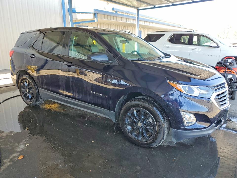 Photo 4 from auction – 2020 CHEVROLET EQUINOX with VIN 3GNAXSEV5LS585436