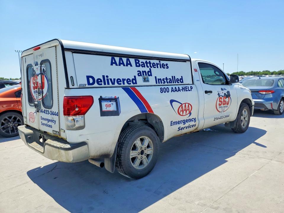 Photo 3 from auction – 2010 TOYOTA TUNDRA with VIN 5TFLU5F1XAX024149
