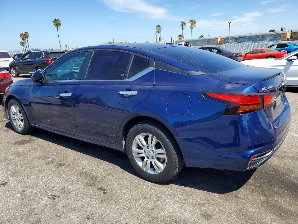 Photo 2 from auction – 2019 NISSAN ALTIMA with VIN 1N4BL4BV2KC240836