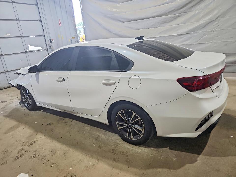 Zdjęcie 2 z aukcji – 2023 KIA FORTE z VIN 3KPF24AD2PE694785
