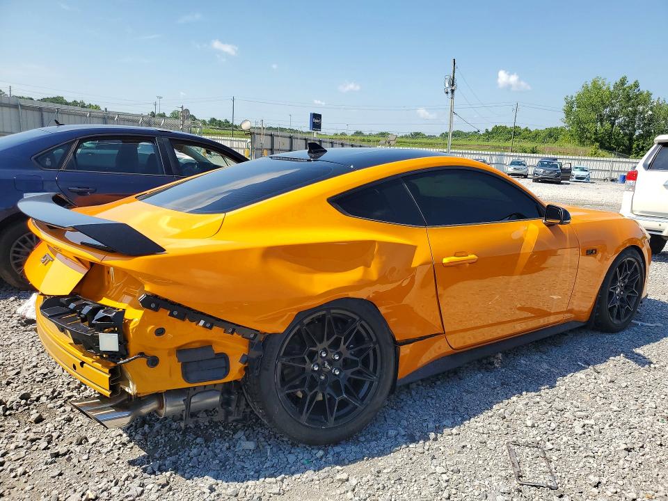 Photo 3 from auction – 2026 FORD MUSTANG with VIN 1FA6P8CF8T5406626