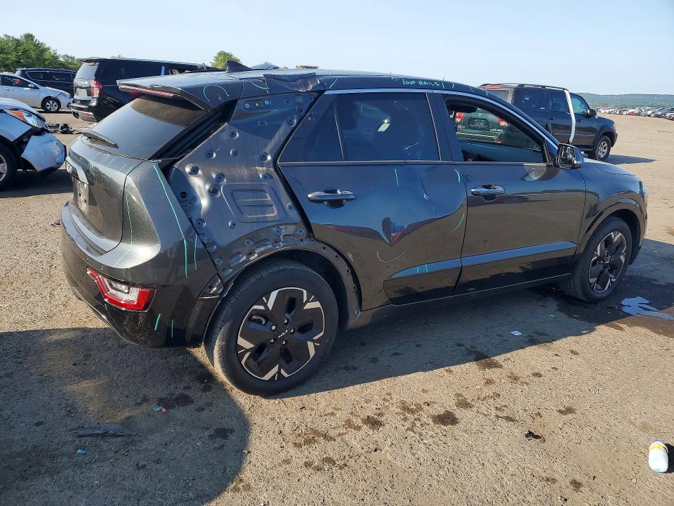 Photo 3 from auction – 2025 KIA NIRO with VIN KNDCT3L16S5137332