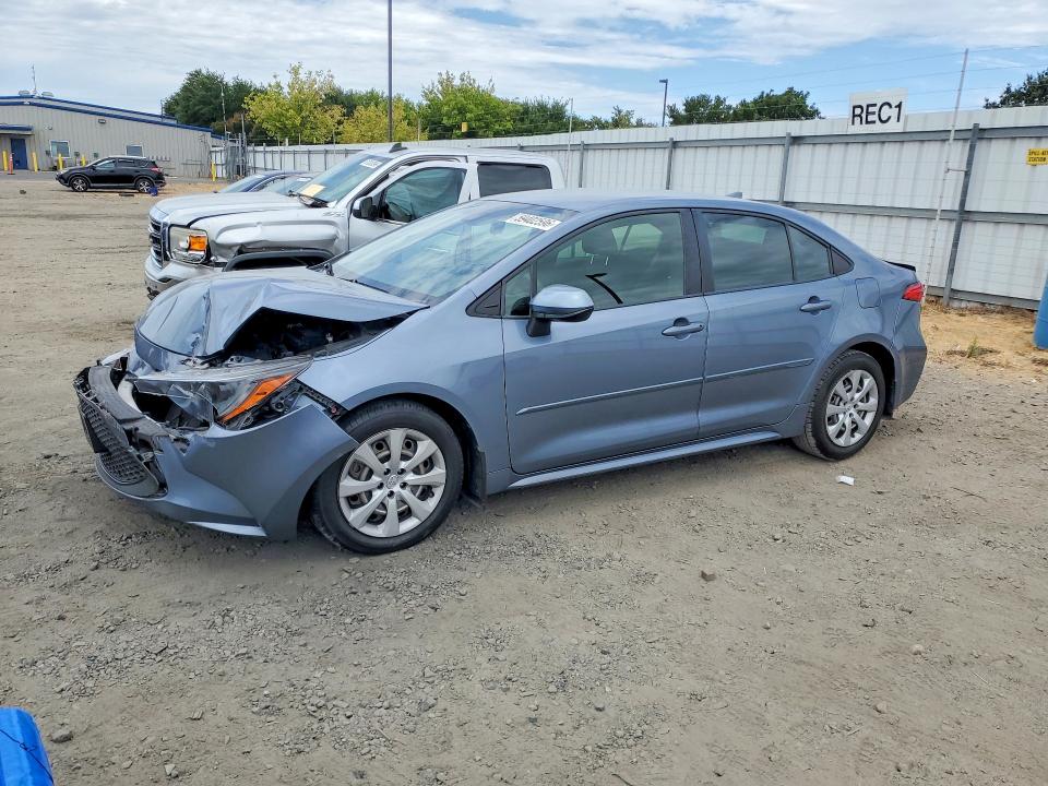 TOYOTA COROLLA 2022 with VIN JTDEPMAE4N3029980 - Photo from auction
