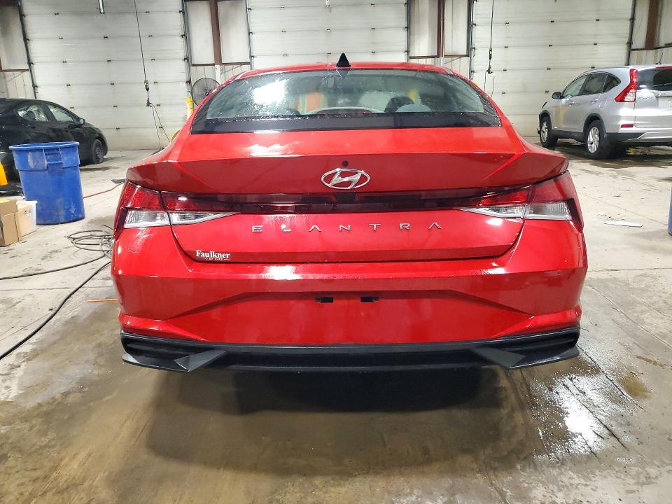 Photo 6 from auction – 2023 HYUNDAI ELANTRA with VIN 5NPLM4AG2PH087420