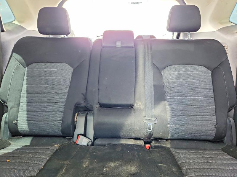 Photo 10 from auction – 2018 FORD EDGE with VIN 2FMPK3G97JBB04575