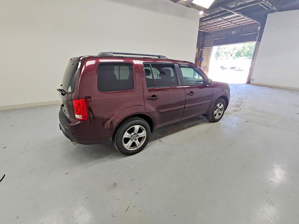 Photo 3 from auction – 2013 HONDA PILOT with VIN 5FNYF4H56DB067699
